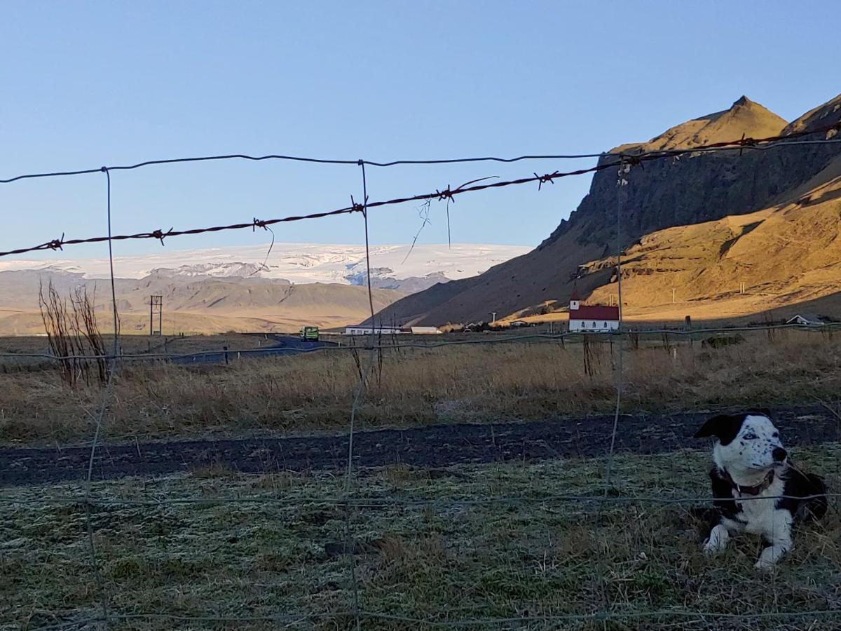 Prestshus 2 Guesthouse Vík Exteriör bild
