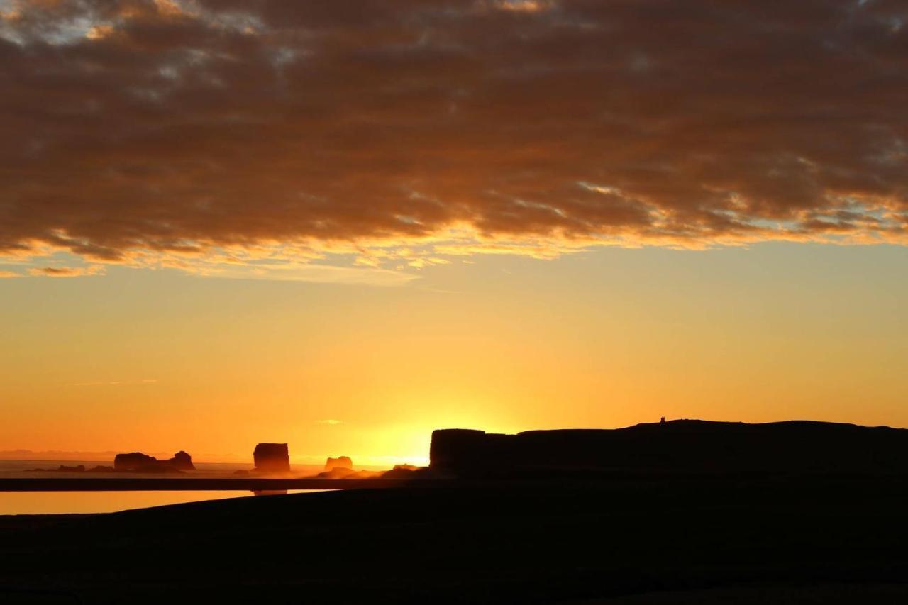 Prestshus 2 Guesthouse Vík Exteriör bild